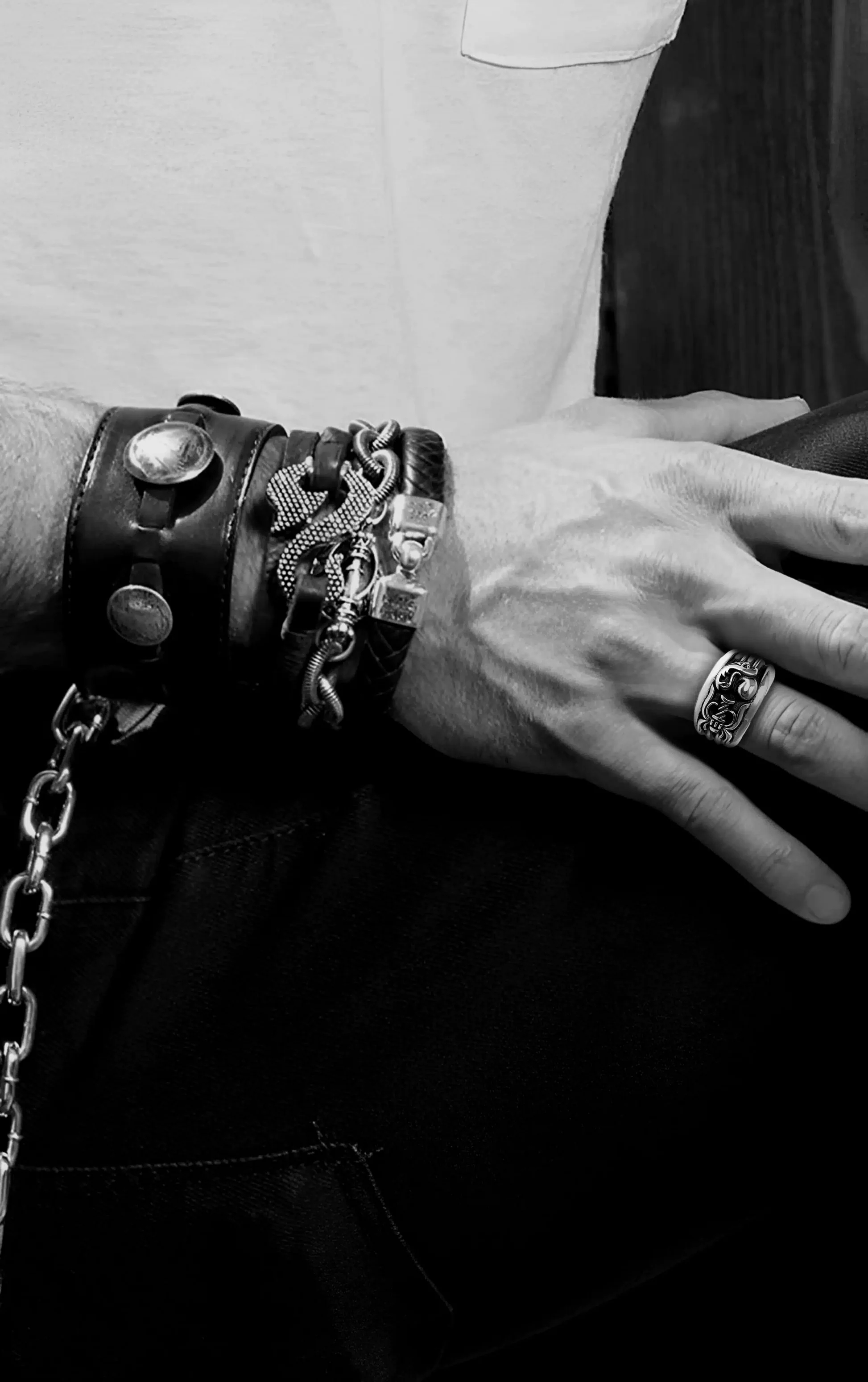 Chrome Hearts Cross Ring - Gothic 925 Sterling Silver Jewelry | David Studio