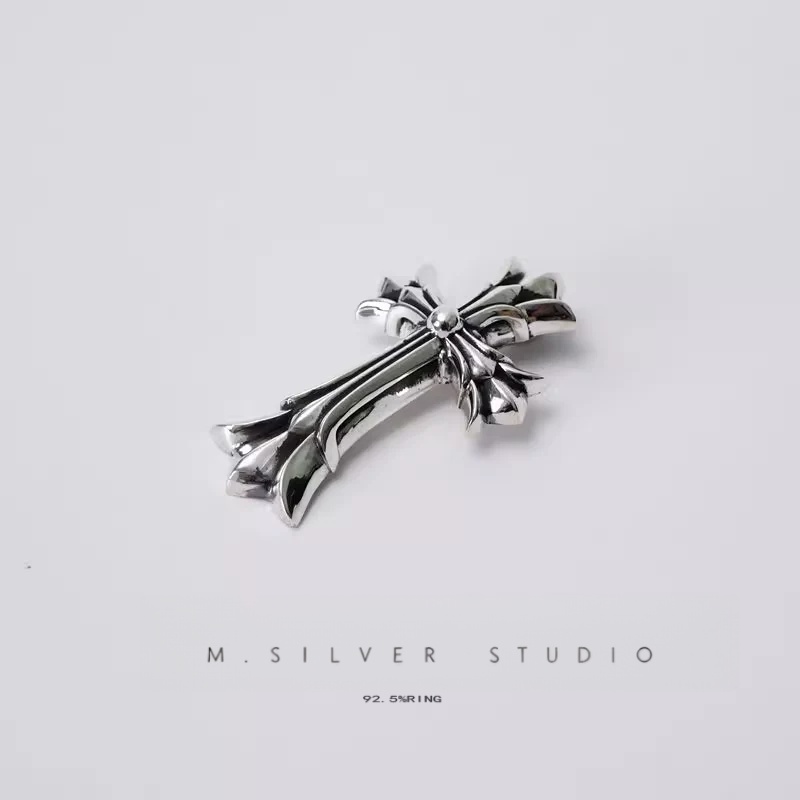 Chrome Hearts Cross Ring - Gothic 925 Sterling Silver Jewelry | David Studio