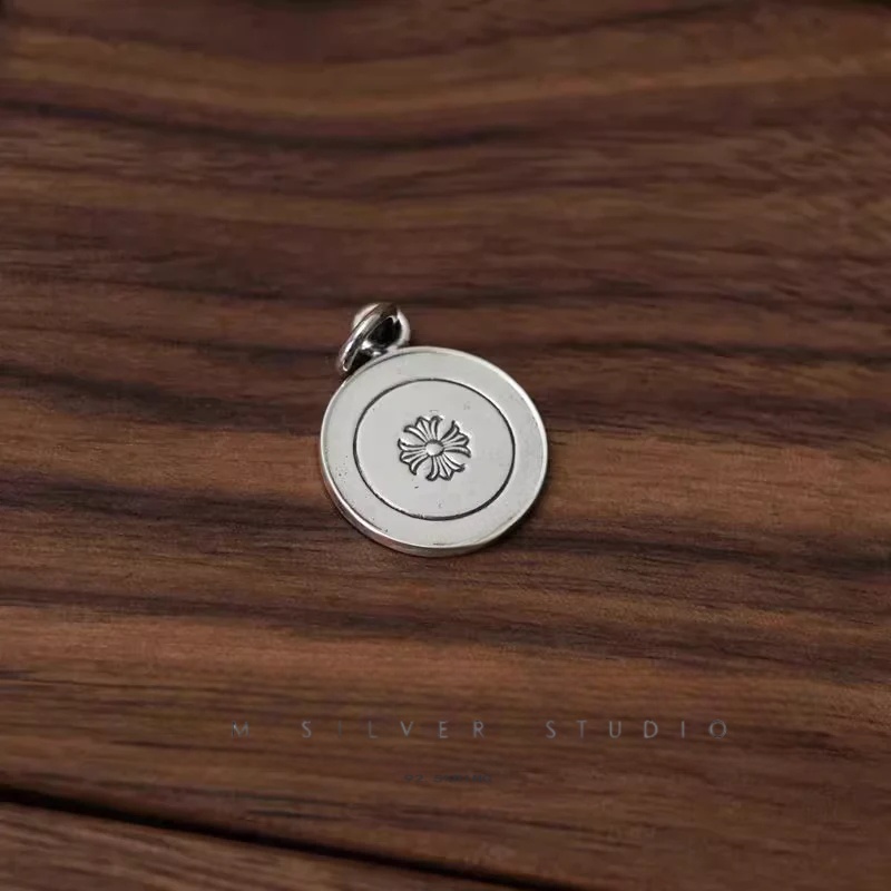 Chrome Hearts Cross Ring - Gothic 925 Sterling Silver Jewelry | David Studio