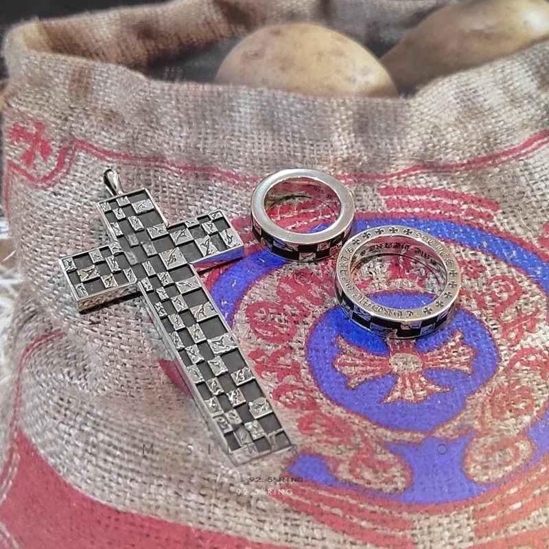 Chrome Hearts Cross Ring - Gothic 925 Sterling Silver Jewelry | David Studio