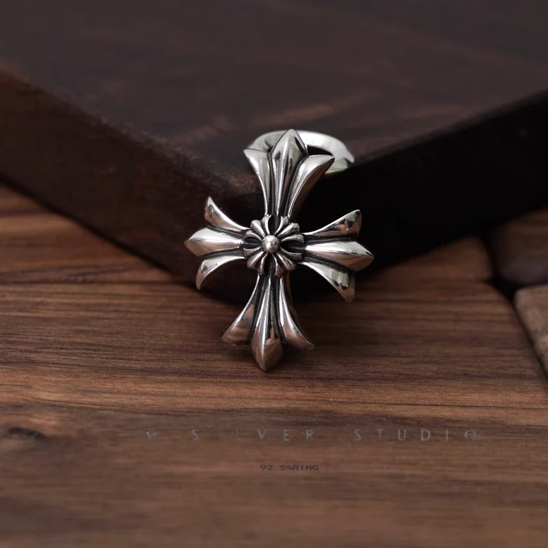 Chrome Hearts Cross Ring - Gothic 925 Sterling Silver Jewelry | David Studio