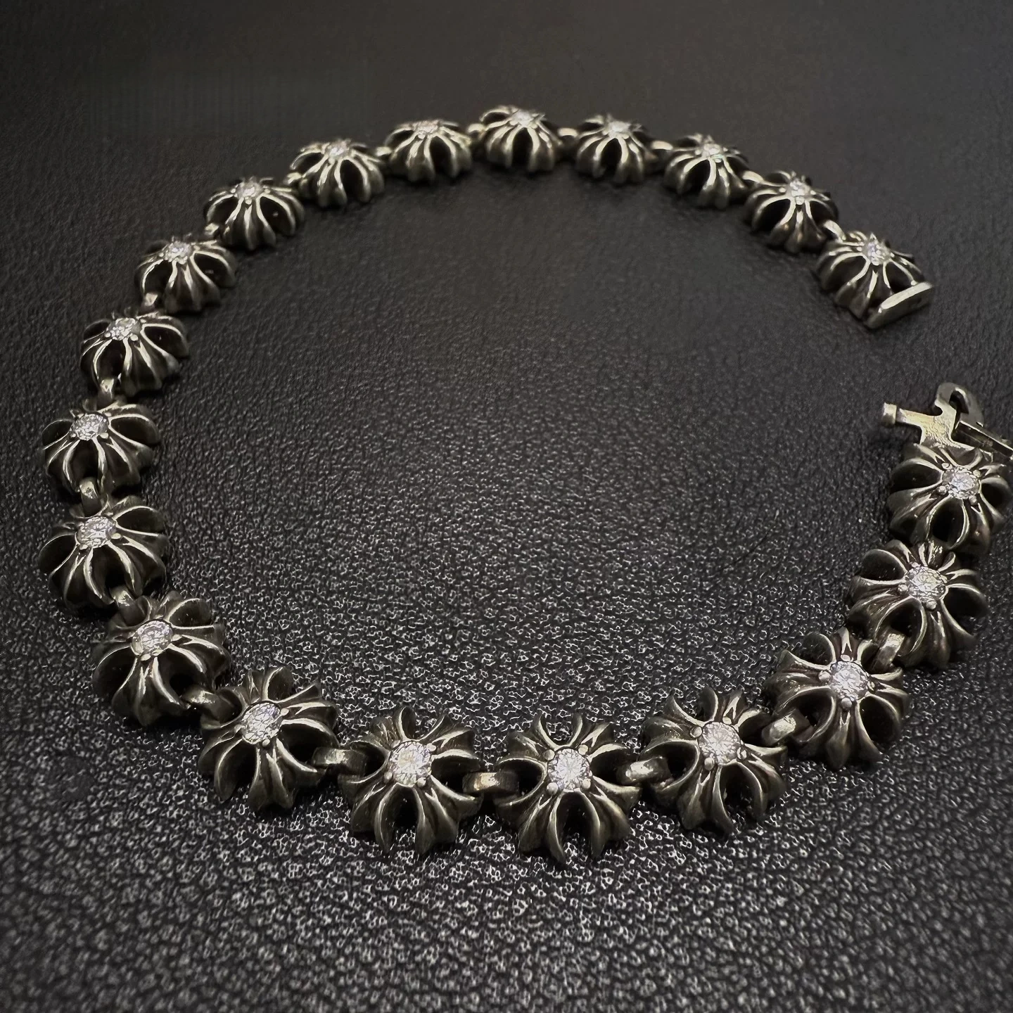 Chrome Hearts Cross Ring - Gothic 925 Sterling Silver Jewelry | David Studio