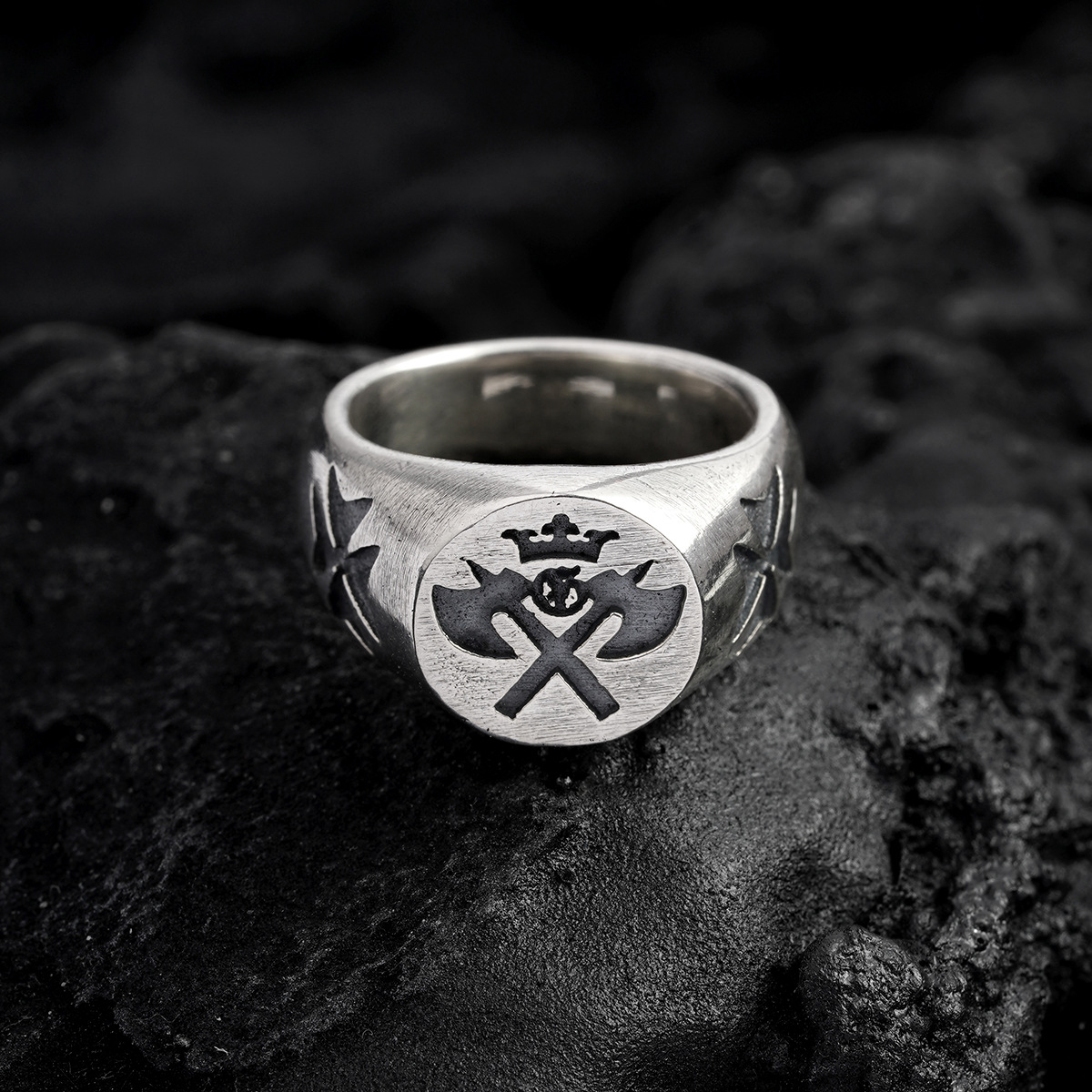 Chrome Hearts Cross Ring - Gothic 925 Sterling Silver Jewelry | David Studio