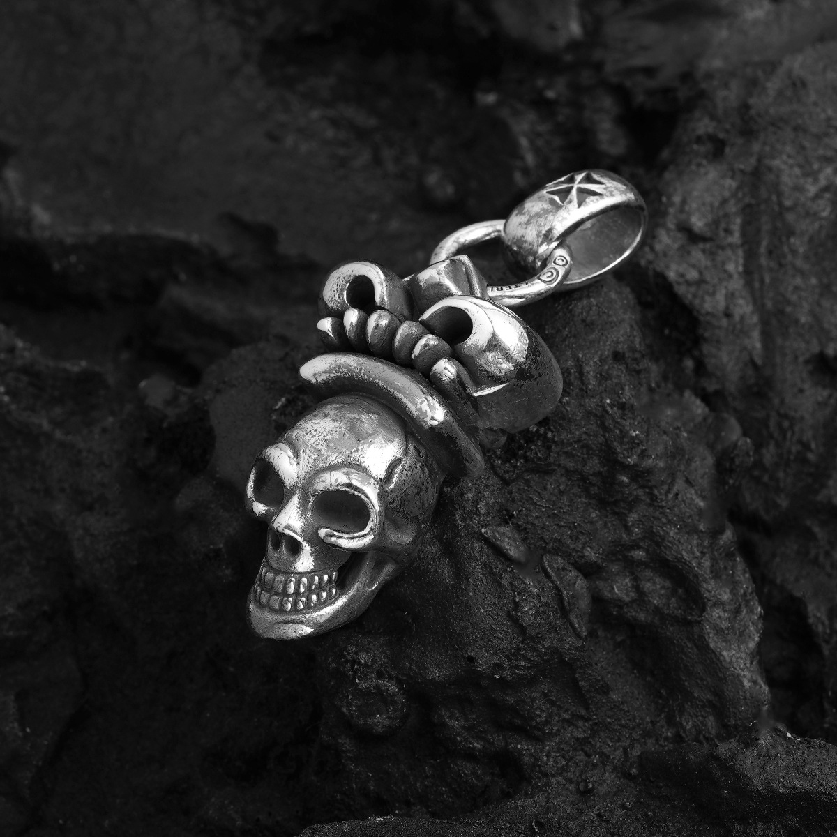 Chrome Hearts Cross Ring - Gothic 925 Sterling Silver Jewelry | David Studio