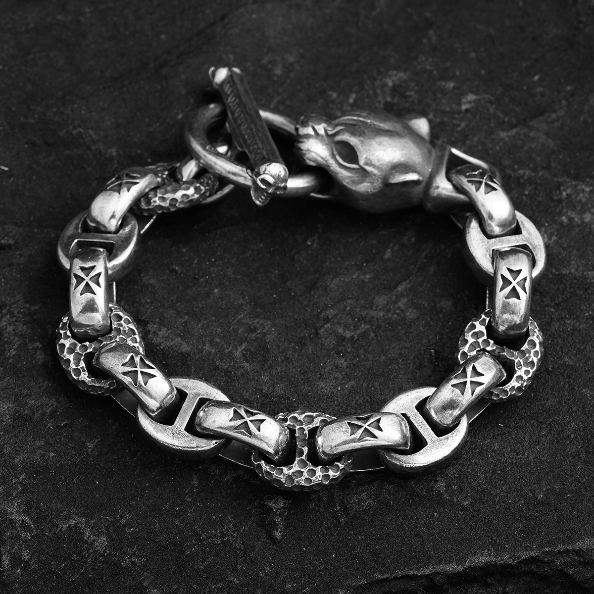 Chrome Hearts Cross Ring - Gothic 925 Sterling Silver Jewelry | David Studio