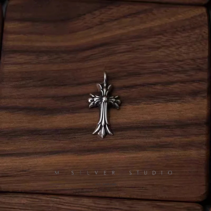 Chrome Hearts Cross Ring - Gothic 925 Sterling Silver Jewelry | David Studio