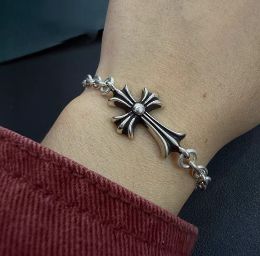 Chrome Hearts Cross Ring - Gothic 925 Sterling Silver Jewelry | David Studio