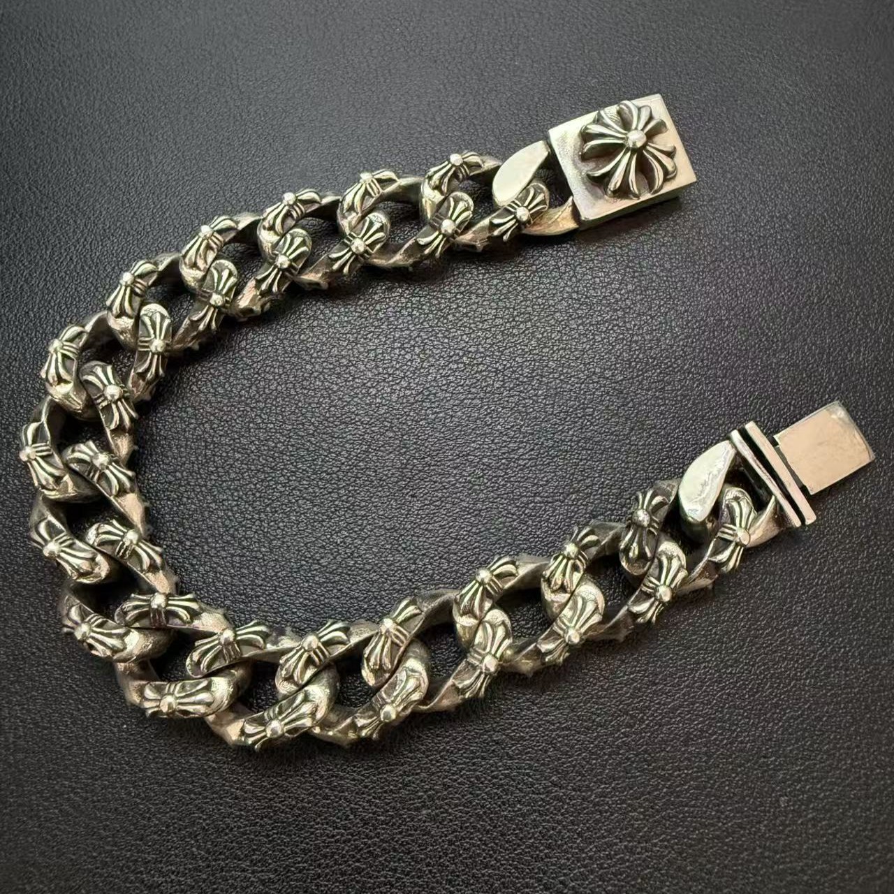 Chrome Hearts Cross Ring - Gothic 925 Sterling Silver Jewelry | David Studio