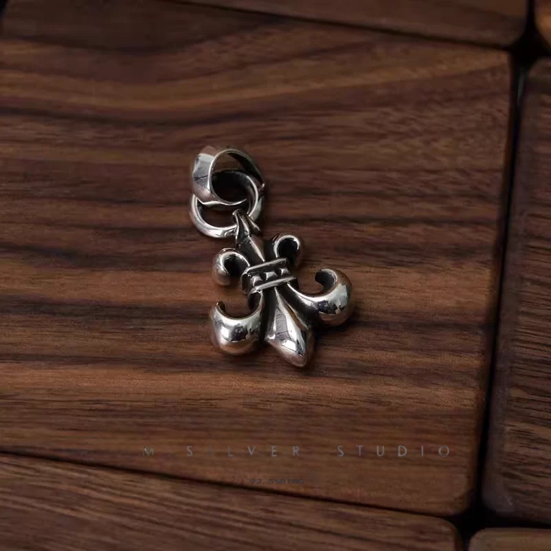 Chrome Hearts Cross Ring - Gothic 925 Sterling Silver Jewelry | David Studio