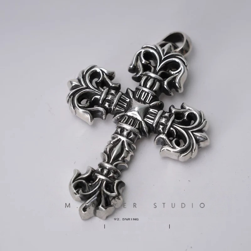 Chrome Hearts Cross Ring - Gothic 925 Sterling Silver Jewelry | David Studio