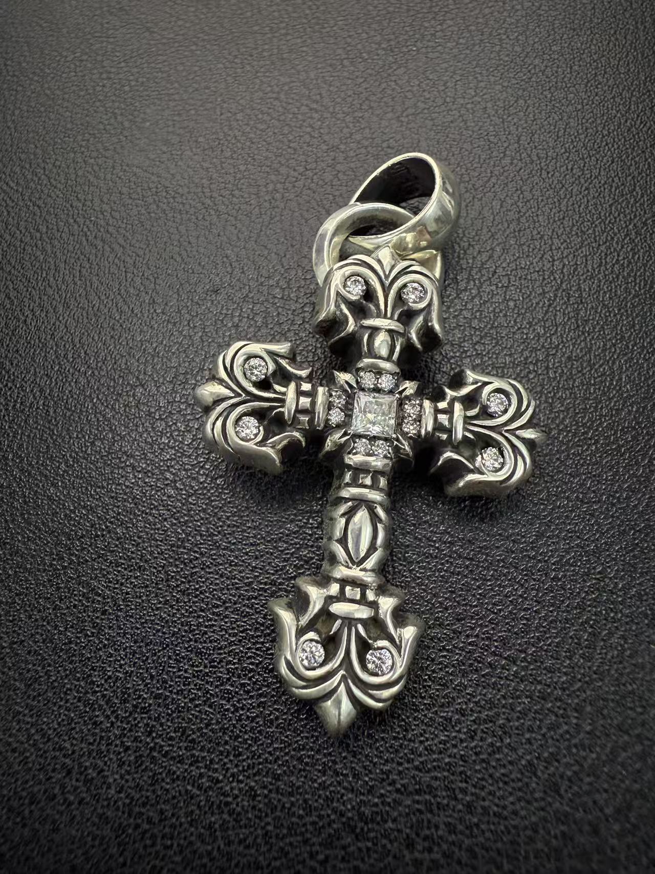 Chrome Hearts Cross Ring - Gothic 925 Sterling Silver Jewelry | David Studio