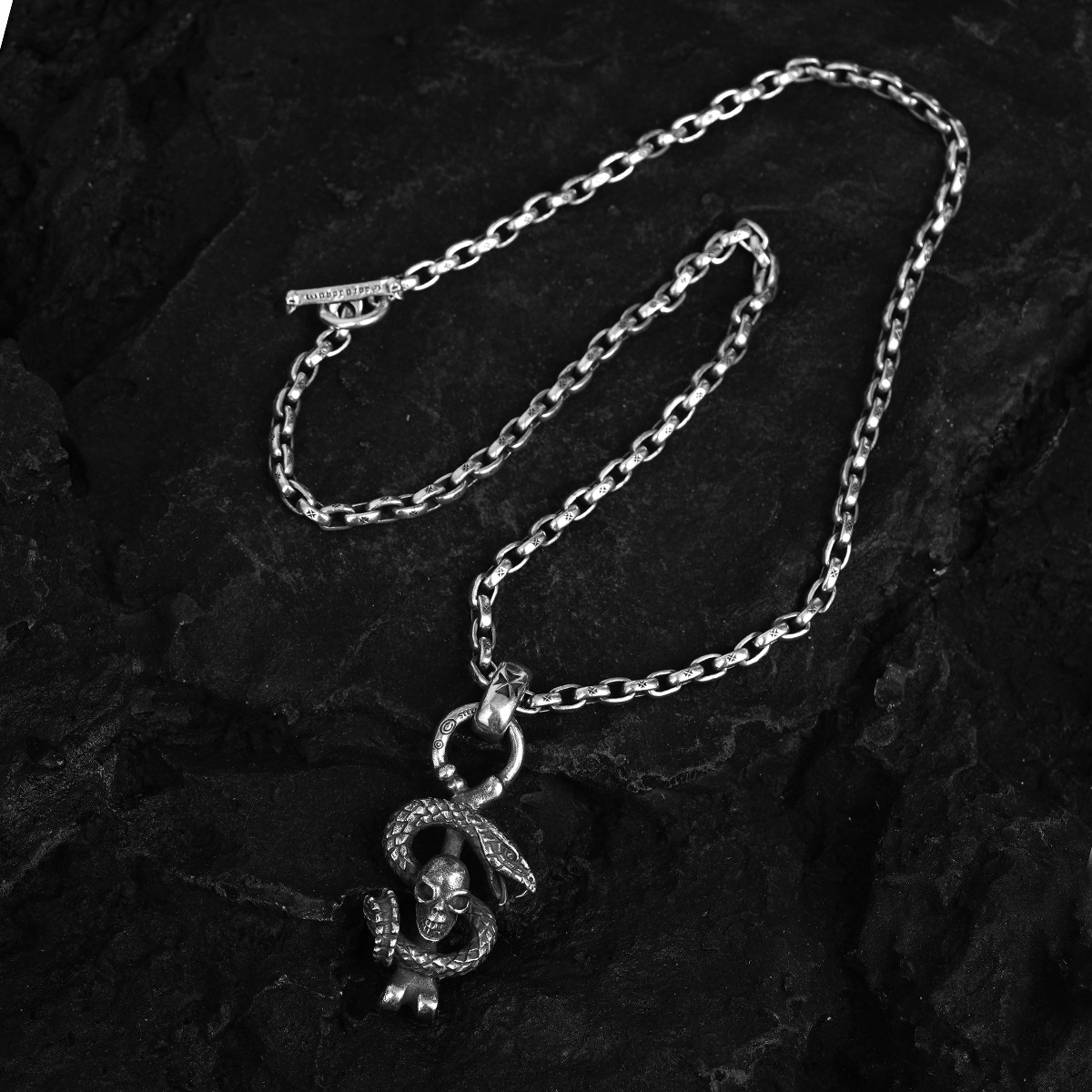 Chrome Hearts Cross Ring - Gothic 925 Sterling Silver Jewelry | David Studio