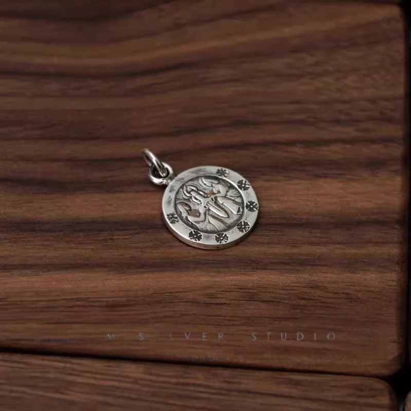 Chrome Hearts Cross Ring - Gothic 925 Sterling Silver Jewelry | David Studio