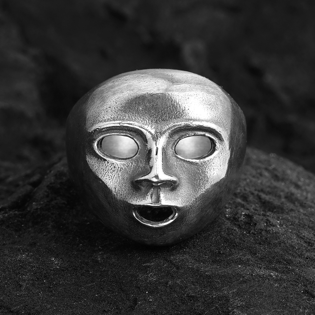 Chrome Hearts Cross Ring - Gothic 925 Sterling Silver Jewelry | David Studio