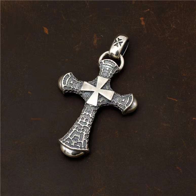 Chrome Hearts Cross Ring - Gothic 925 Sterling Silver Jewelry | David Studio