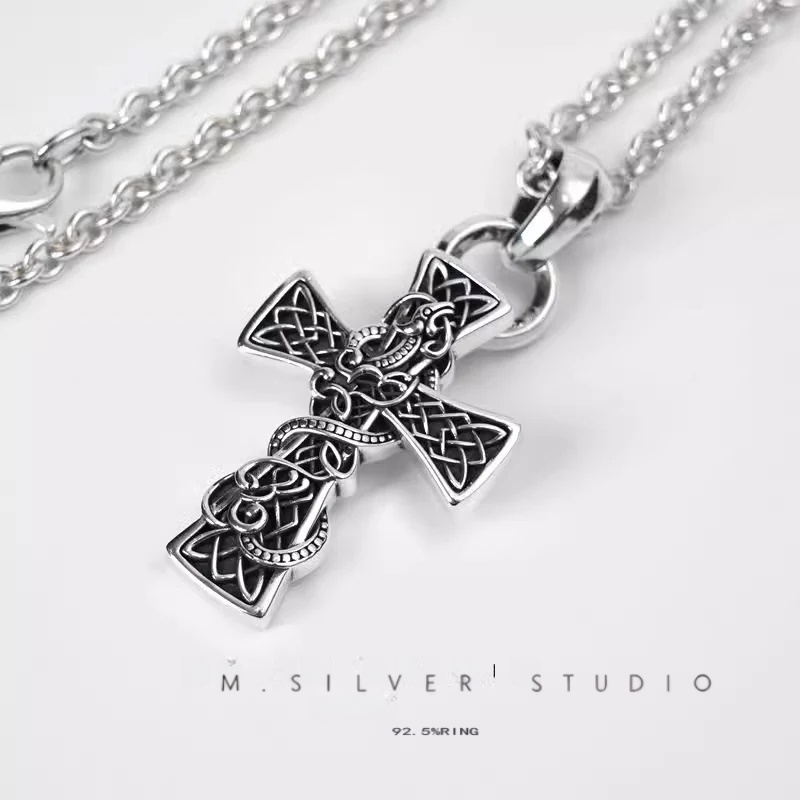Chrome Hearts Cross Ring - Gothic 925 Sterling Silver Jewelry | David Studio