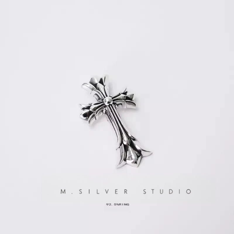Chrome Hearts Cross Ring - Gothic 925 Sterling Silver Jewelry | David Studio
