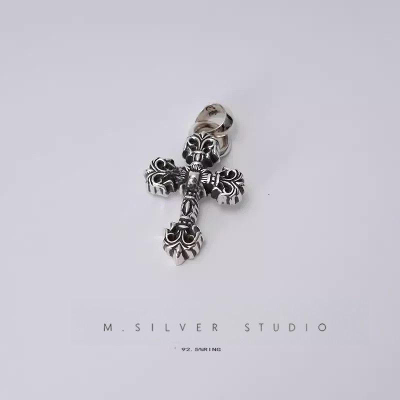 Chrome Hearts Cross Ring - Gothic 925 Sterling Silver Jewelry | David Studio