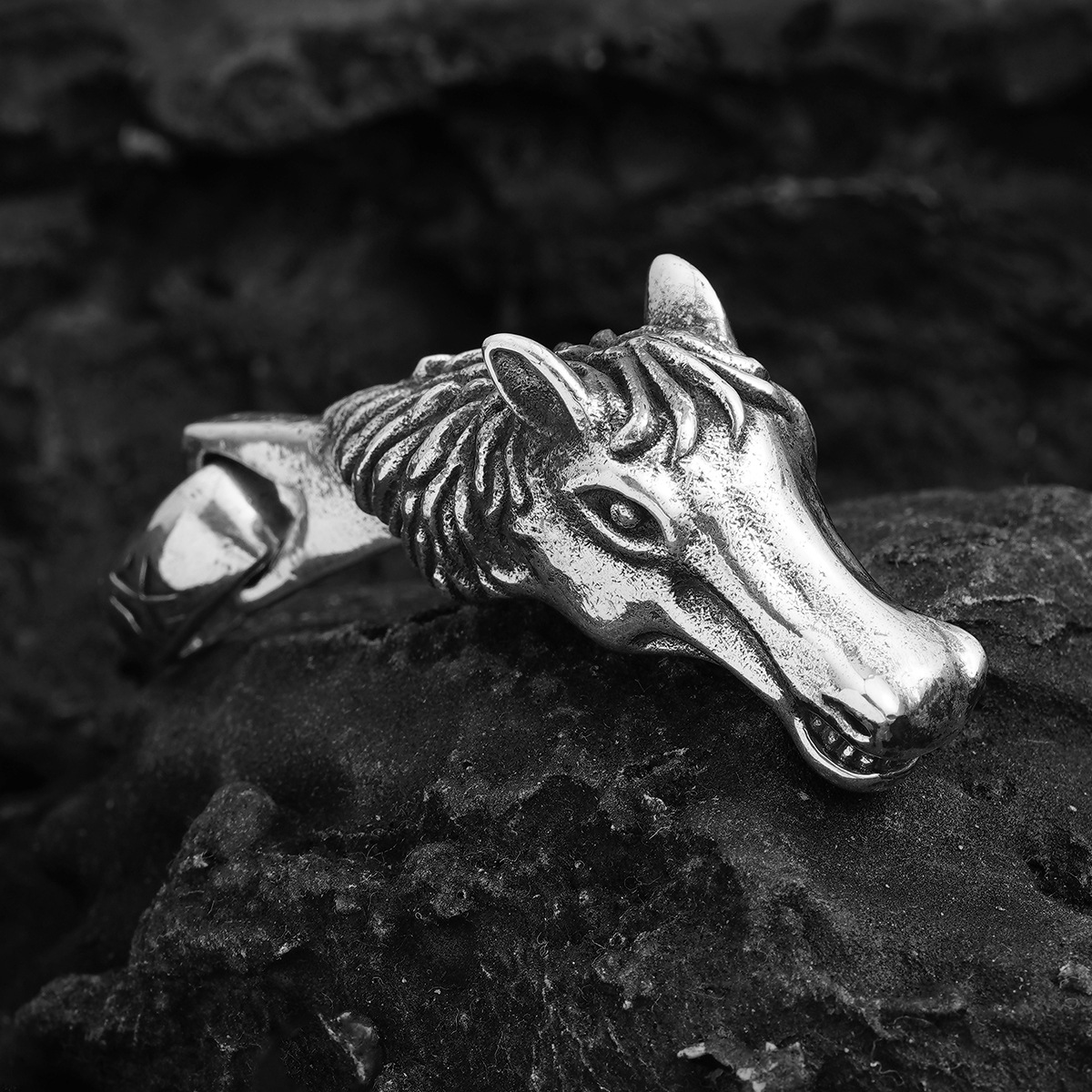 Chrome Hearts Cross Ring - Gothic 925 Sterling Silver Jewelry | David Studio