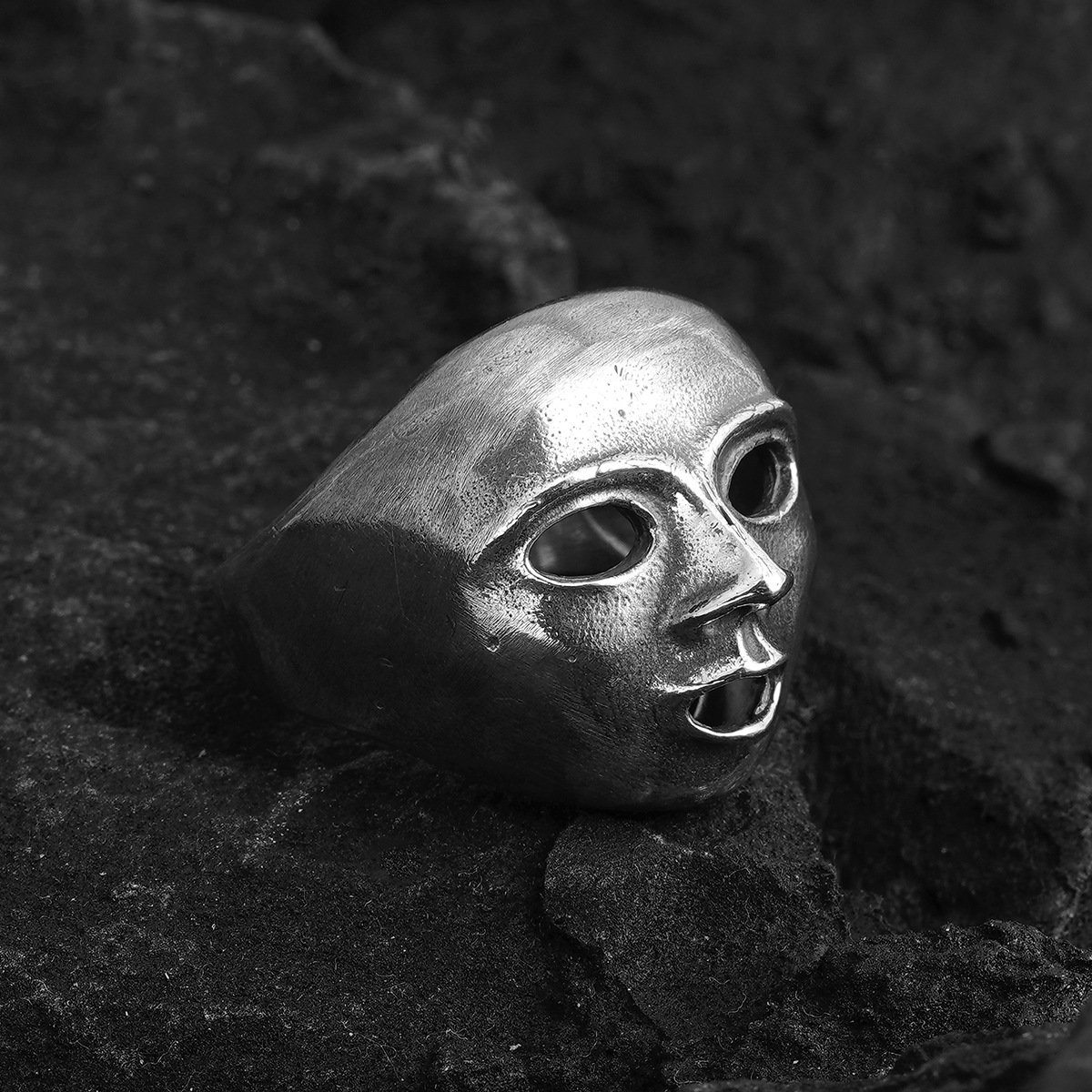 Chrome Hearts Cross Ring - Gothic 925 Sterling Silver Jewelry | David Studio