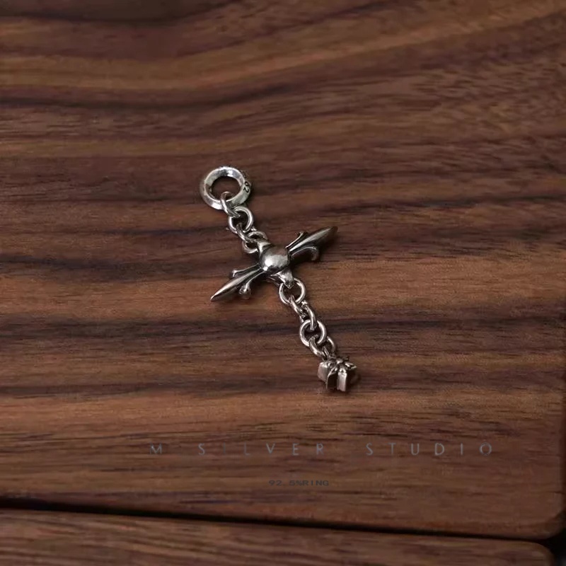 Chrome Hearts Cross Ring - Gothic 925 Sterling Silver Jewelry | David Studio