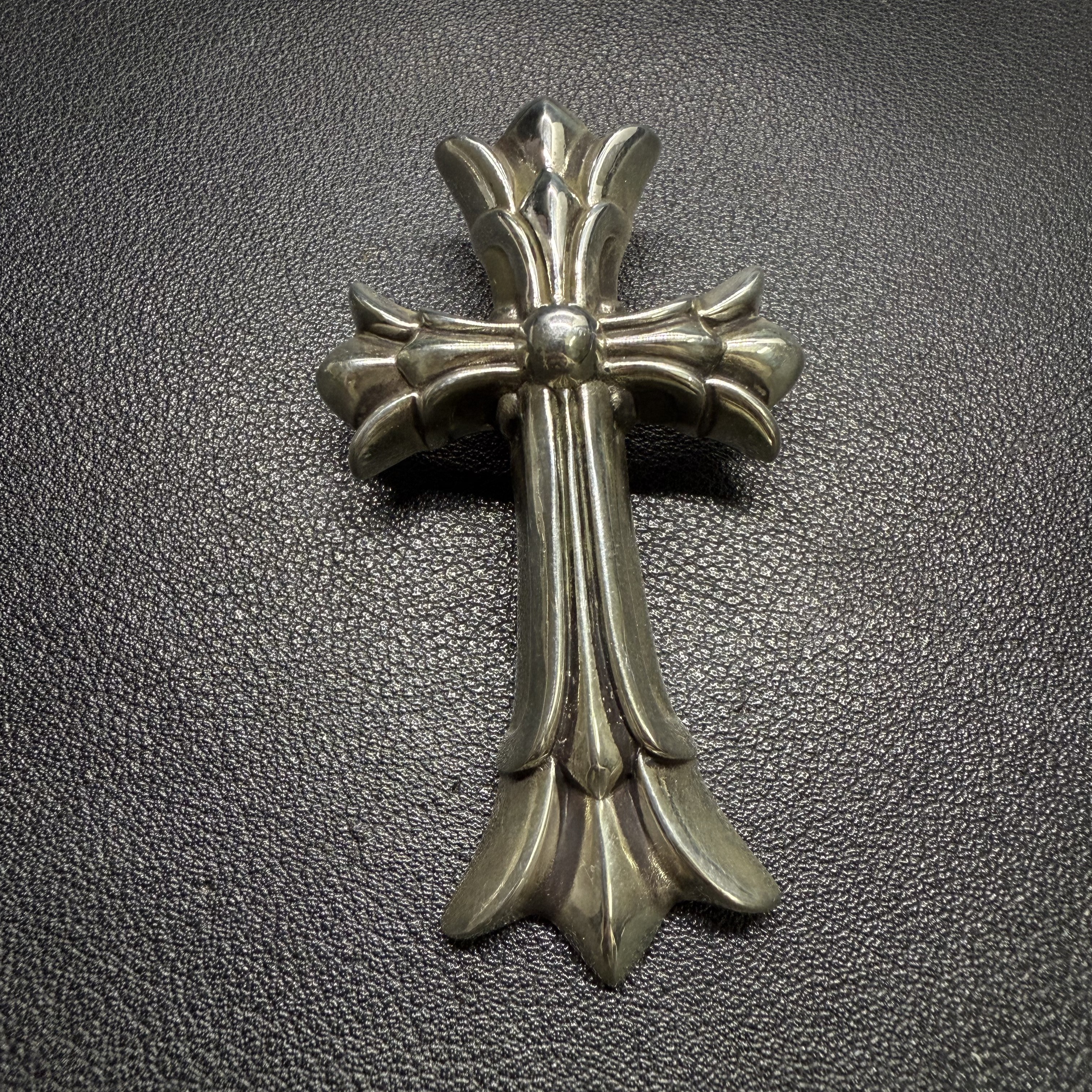 Chrome Hearts Cross Ring - Gothic 925 Sterling Silver Jewelry | David Studio