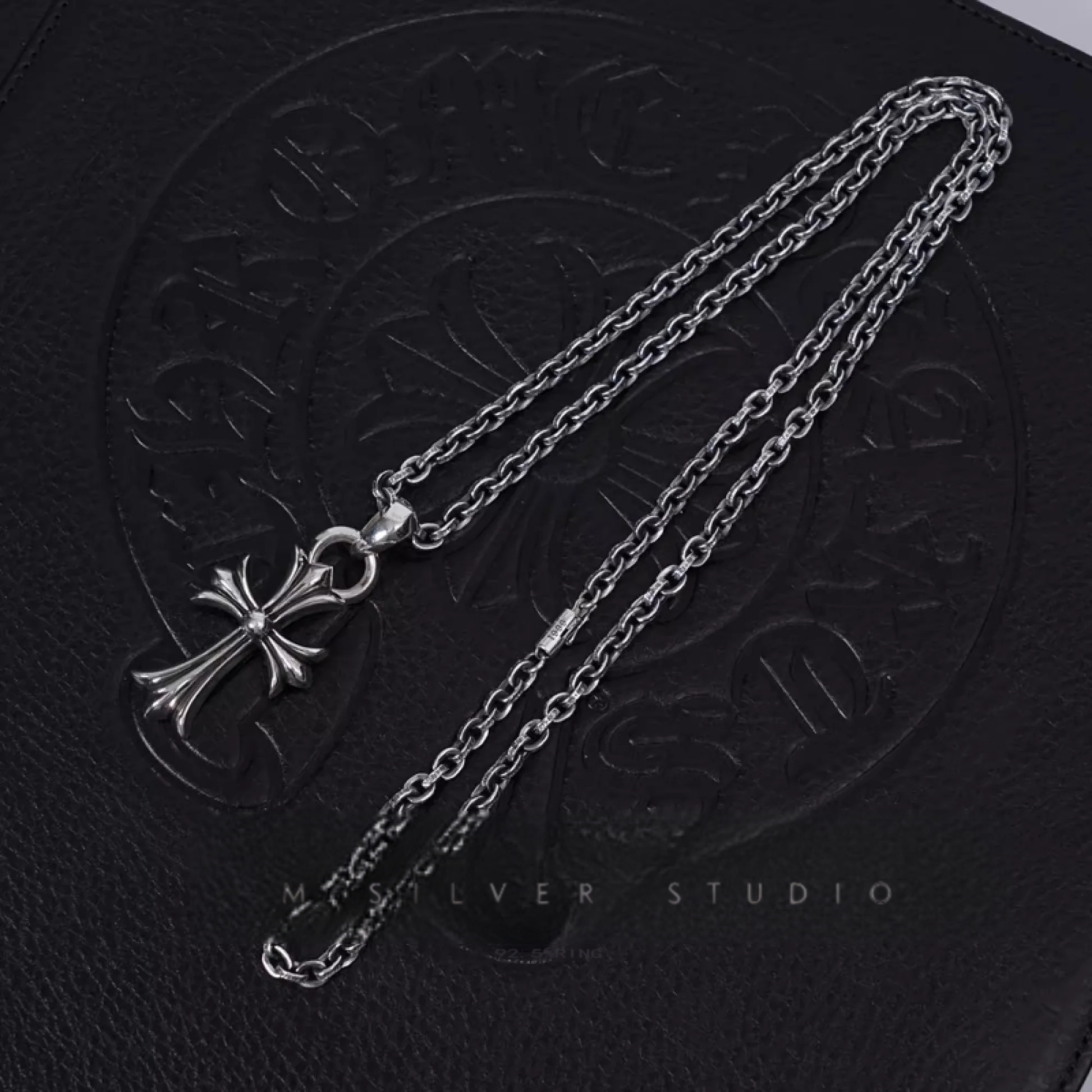 Chrome Hearts Cross Ring - Gothic 925 Sterling Silver Jewelry | David Studio