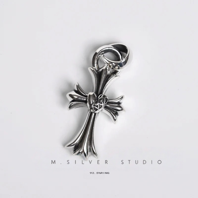 Chrome Hearts Cross Ring - Gothic 925 Sterling Silver Jewelry | David Studio