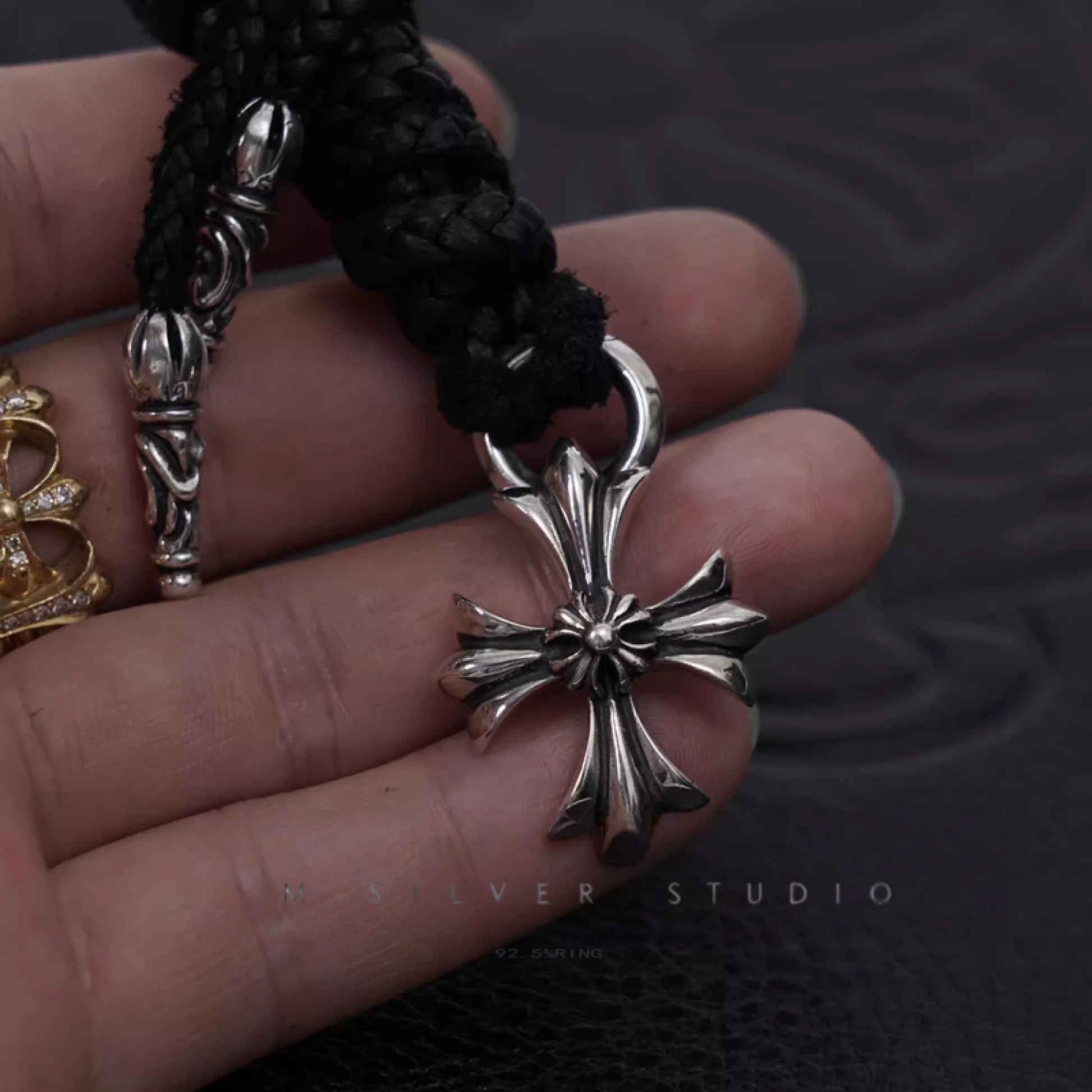 Chrome Hearts Cross Ring - Gothic 925 Sterling Silver Jewelry | David Studio