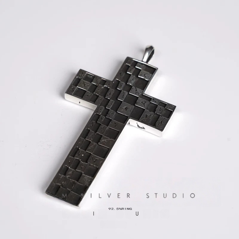 Chrome Hearts Cross Ring - Gothic 925 Sterling Silver Jewelry | David Studio