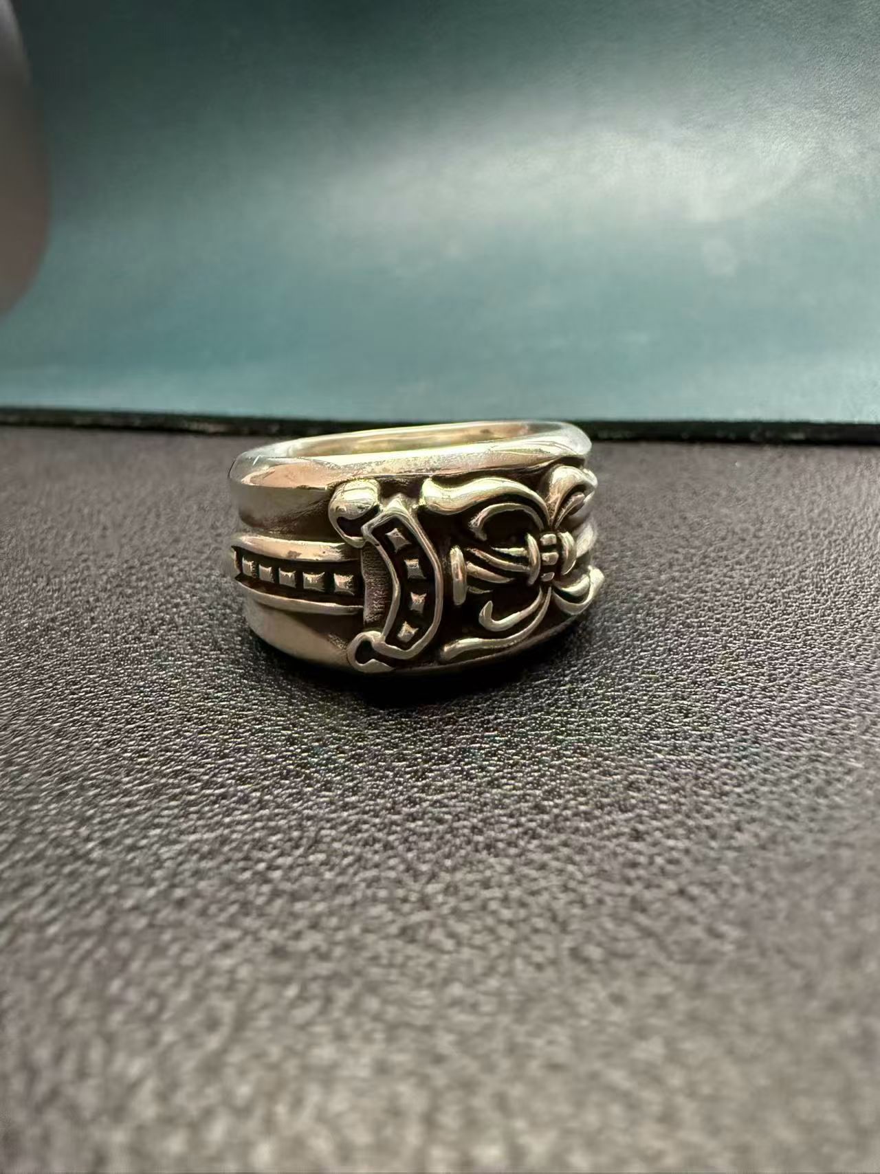 Chrome Hearts Cross Ring - Gothic 925 Sterling Silver Jewelry | David Studio