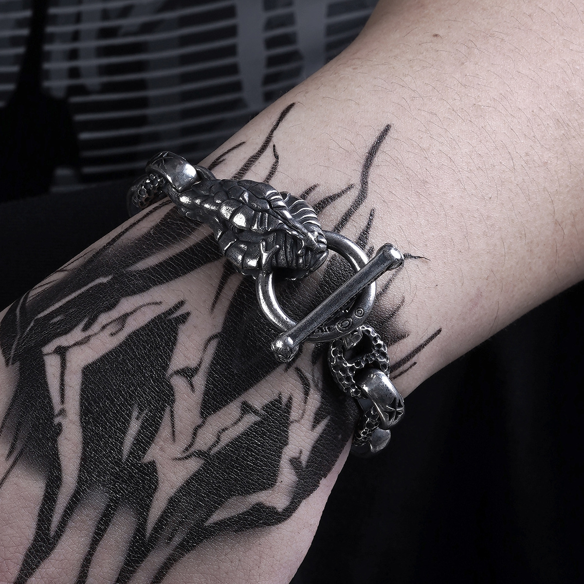 Chrome Hearts Cross Ring - Gothic 925 Sterling Silver Jewelry | David Studio