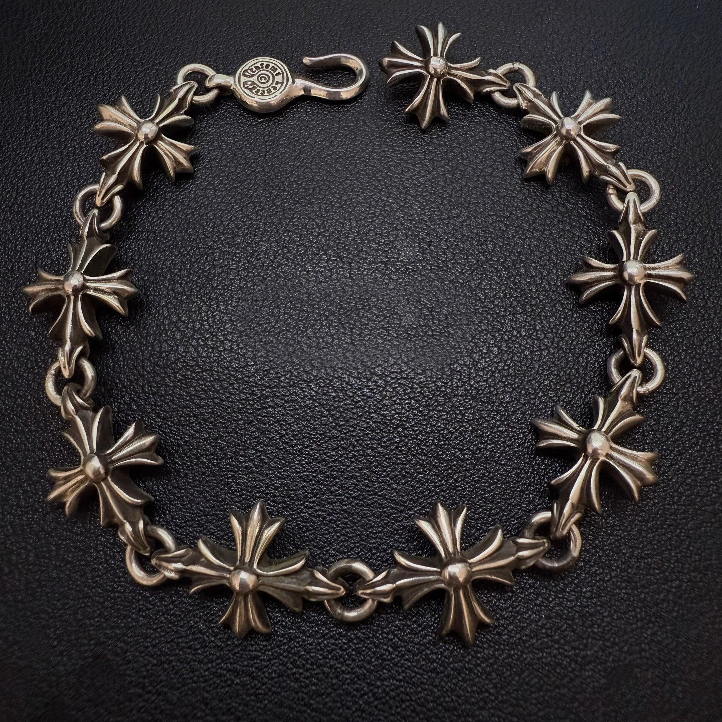 Chrome Hearts Cross Ring - Gothic 925 Sterling Silver Jewelry | David Studio