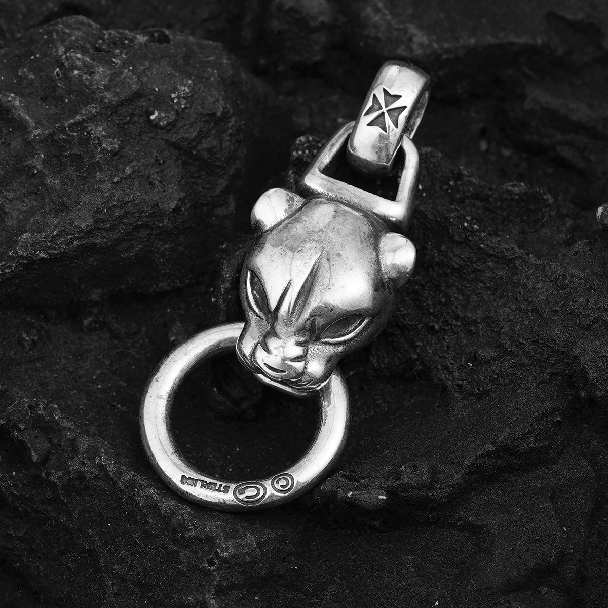 Chrome Hearts Cross Ring - Gothic 925 Sterling Silver Jewelry | David Studio