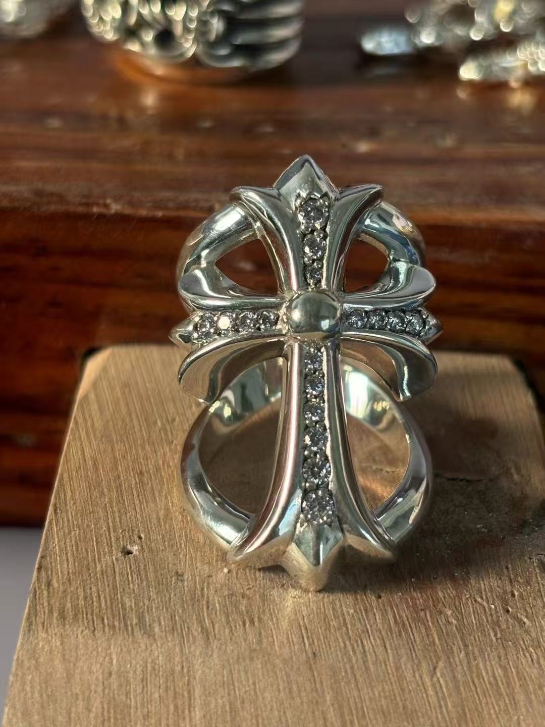 Chrome Hearts Cross Ring - Gothic 925 Sterling Silver Jewelry | David Studio