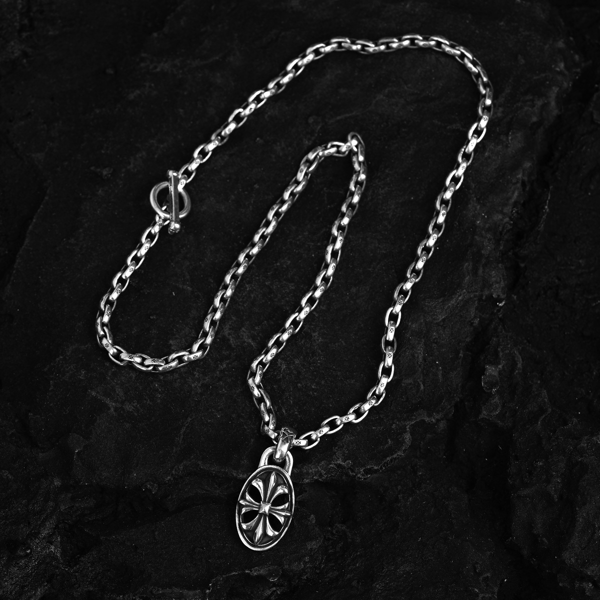 Chrome Hearts Cross Ring - Gothic 925 Sterling Silver Jewelry | David Studio