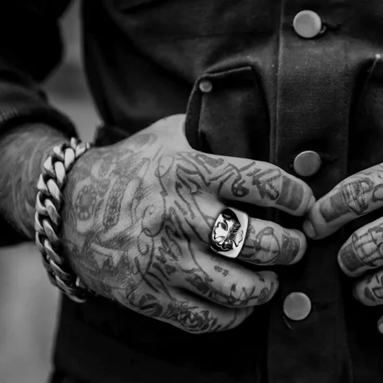 Chrome Hearts Cross Ring - Gothic 925 Sterling Silver Jewelry | David Studio