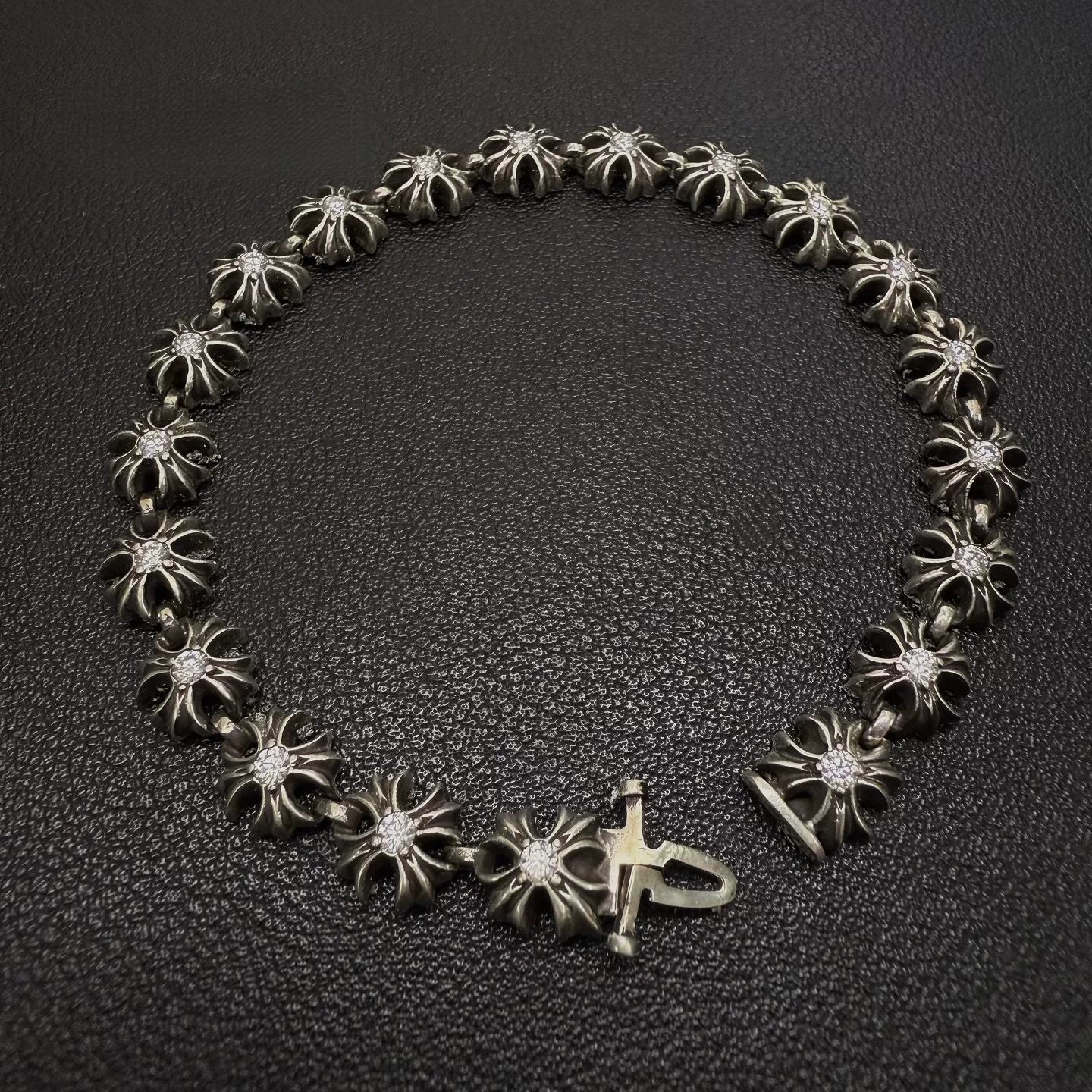 Chrome Hearts Cross Ring - Gothic 925 Sterling Silver Jewelry | David Studio