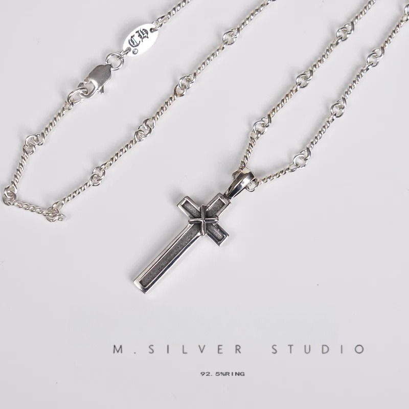 Chrome Hearts Cross Ring - Gothic 925 Sterling Silver Jewelry | David Studio