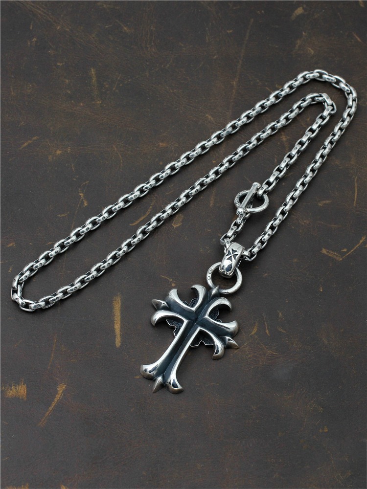 Chrome Hearts Cross Ring - Gothic 925 Sterling Silver Jewelry | David Studio