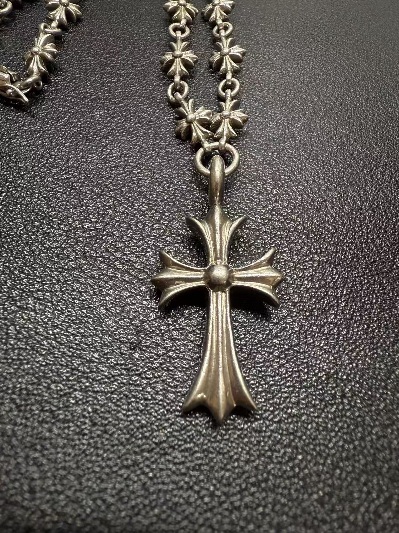 Chrome Hearts Cross Ring - Gothic 925 Sterling Silver Jewelry | David Studio