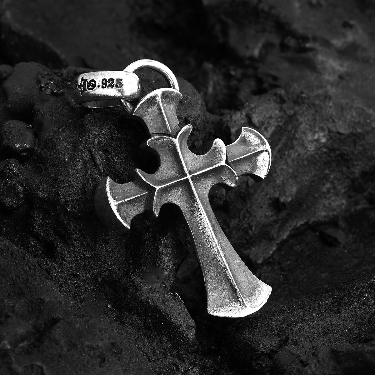 Chrome Hearts Cross Ring - Gothic 925 Sterling Silver Jewelry | David Studio