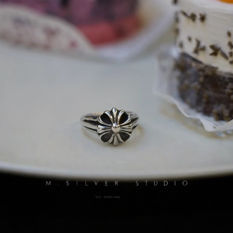 Chrome Hearts Cross Ring - Gothic 925 Sterling Silver Jewelry | David Studio