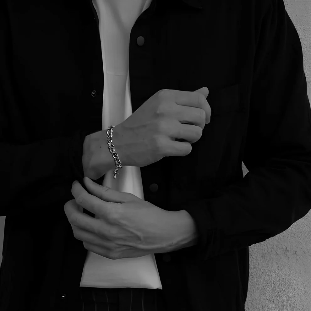 Chrome Hearts Cross Ring - Gothic 925 Sterling Silver Jewelry | David Studio