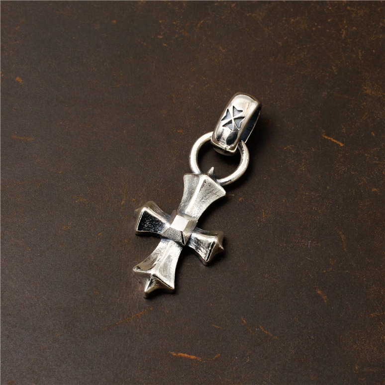 Chrome Hearts Cross Ring - Gothic 925 Sterling Silver Jewelry | David Studio