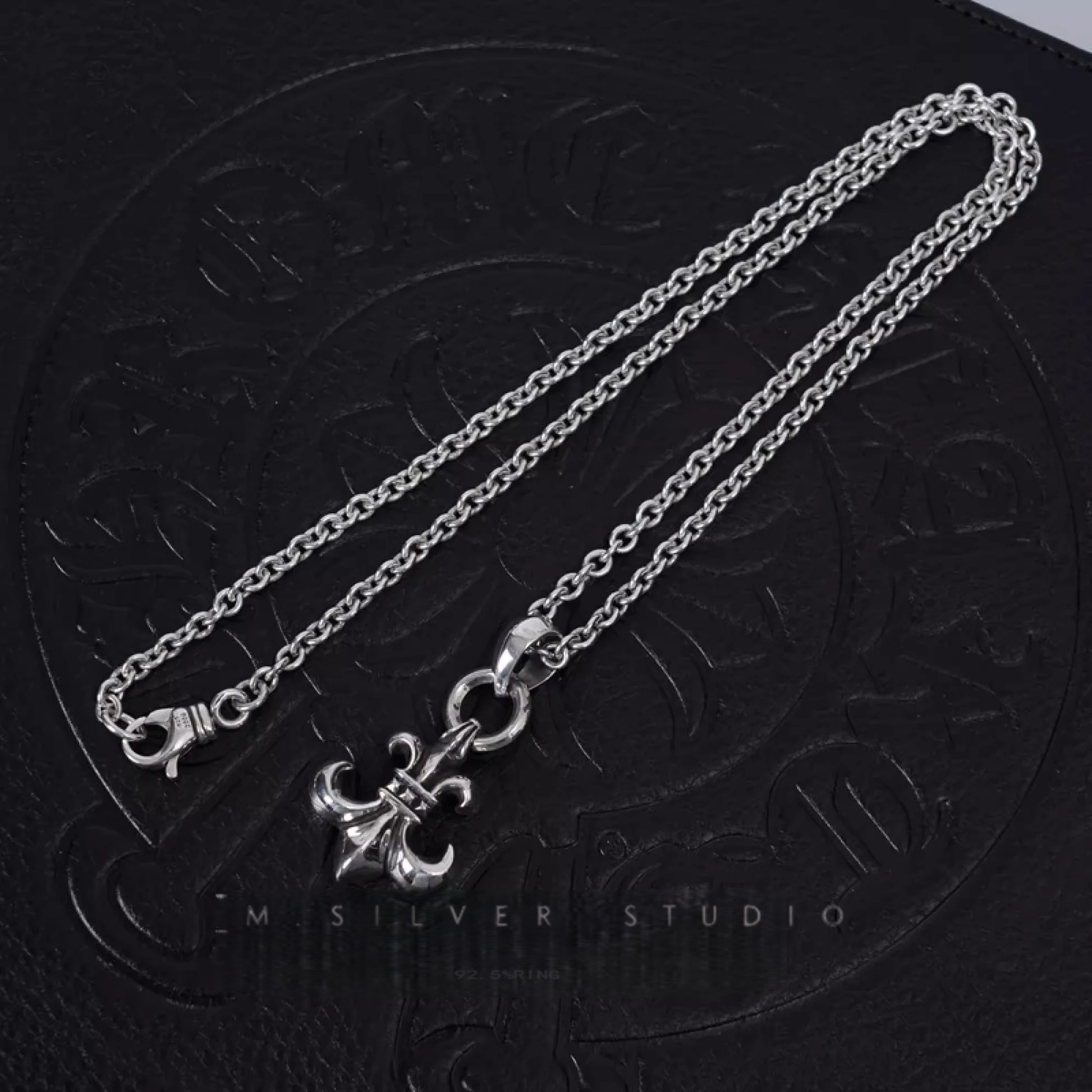 Chrome Hearts Cross Ring - Gothic 925 Sterling Silver Jewelry | David Studio