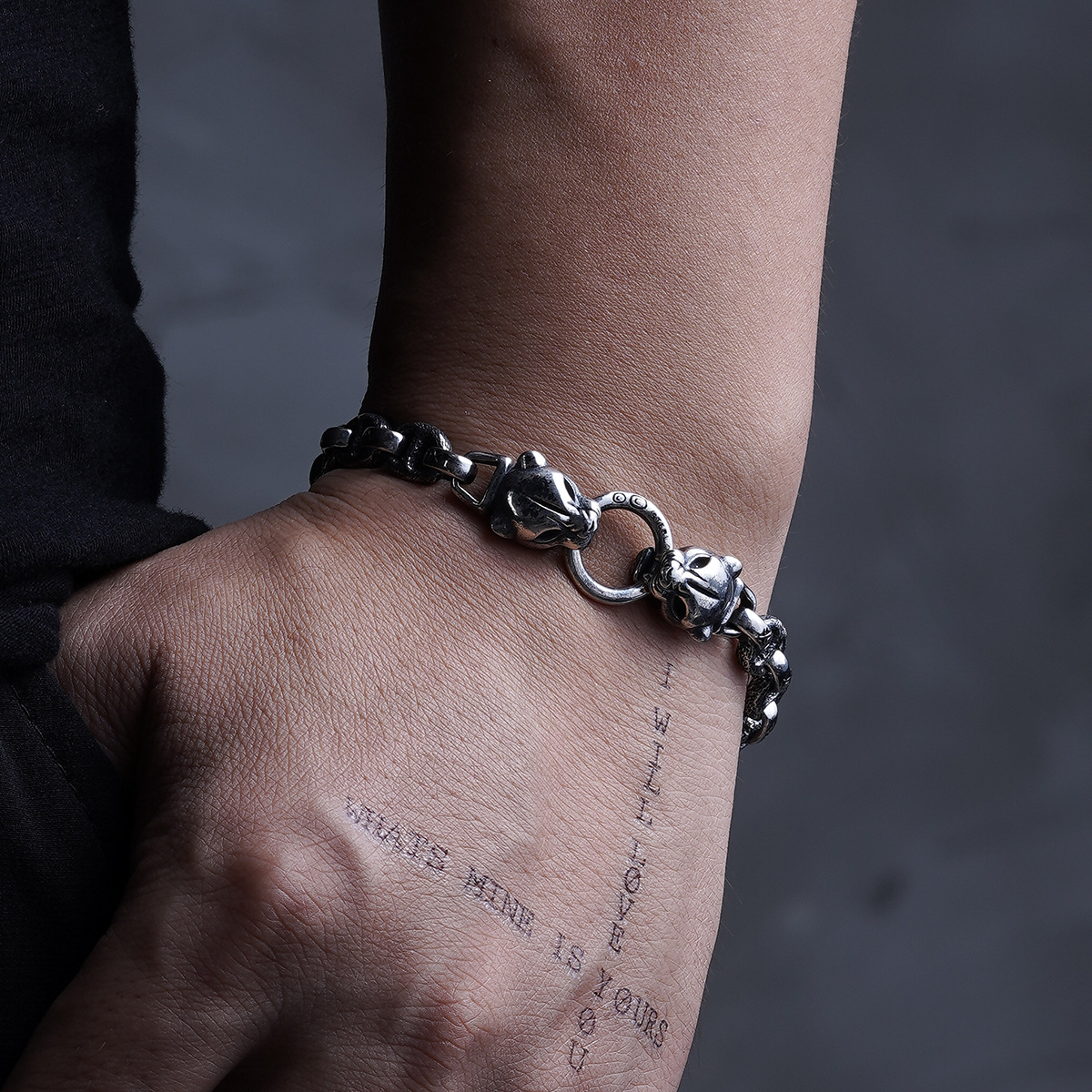 Chrome Hearts Cross Ring - Gothic 925 Sterling Silver Jewelry | David Studio