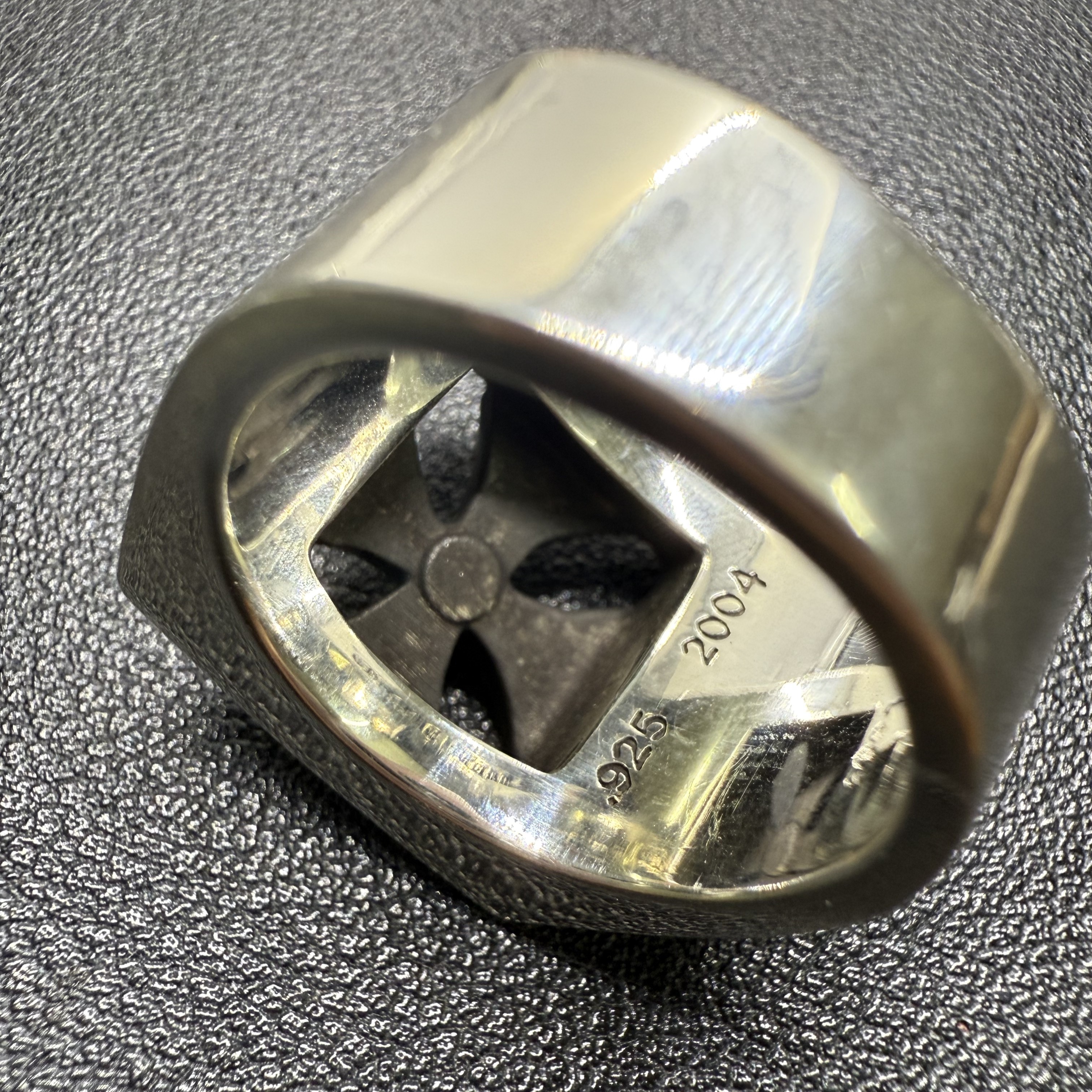 Chrome Hearts Cross Ring - Gothic 925 Sterling Silver Jewelry | David Studio