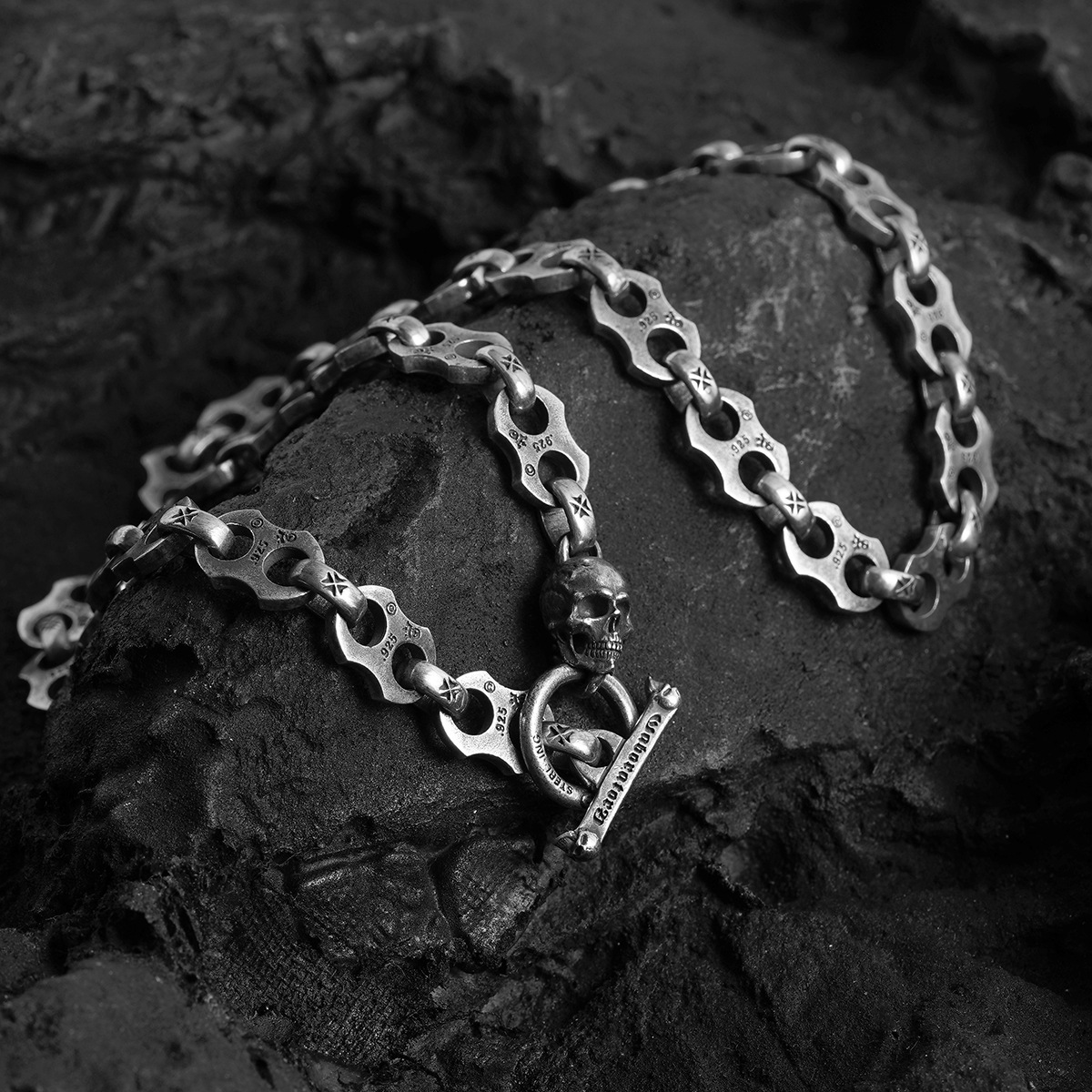 Chrome Hearts Cross Ring - Gothic 925 Sterling Silver Jewelry | David Studio