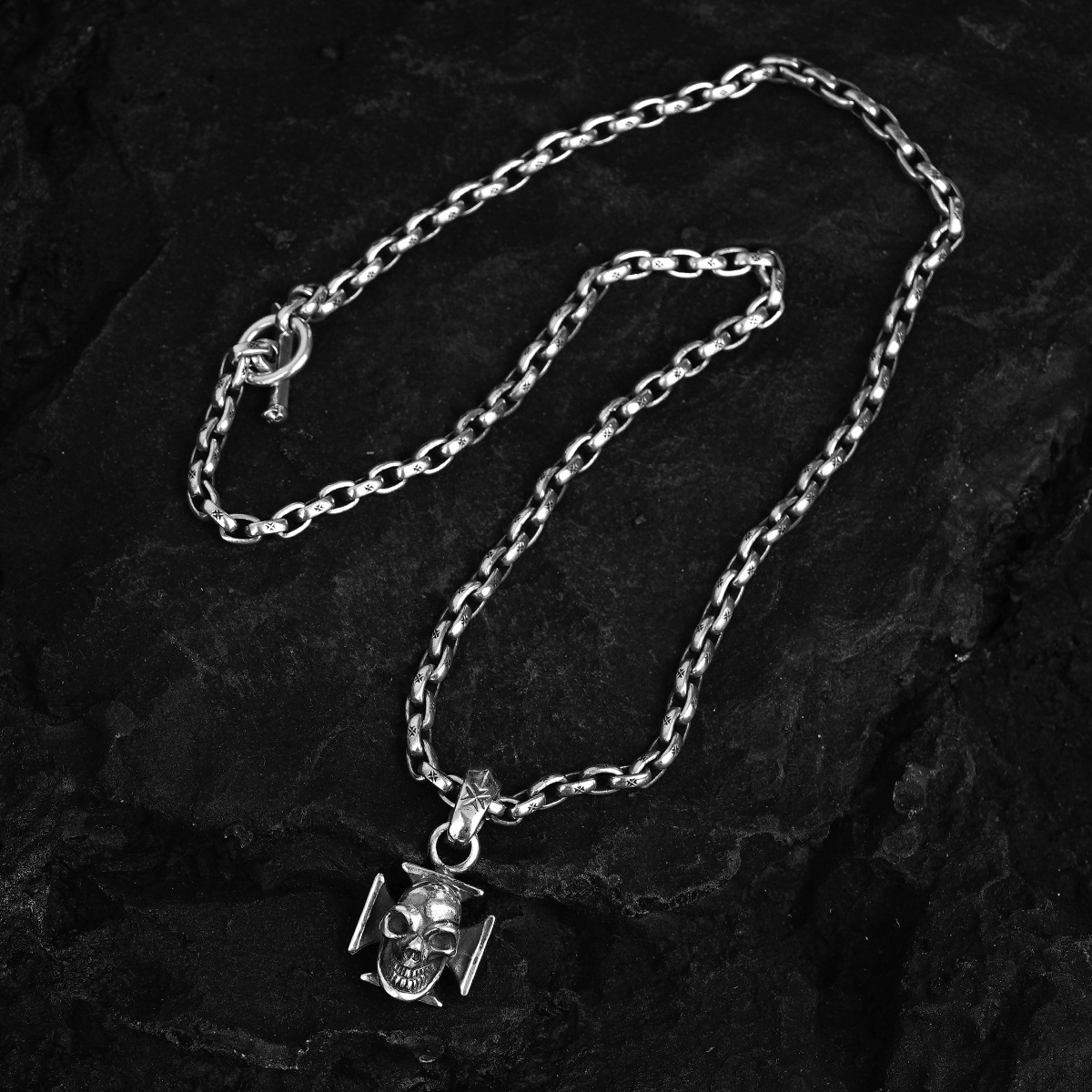 Chrome Hearts Cross Ring - Gothic 925 Sterling Silver Jewelry | David Studio